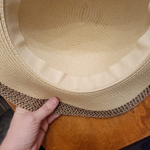 WDW Animal Kingdom Sun Hat - Picture 2 of 4